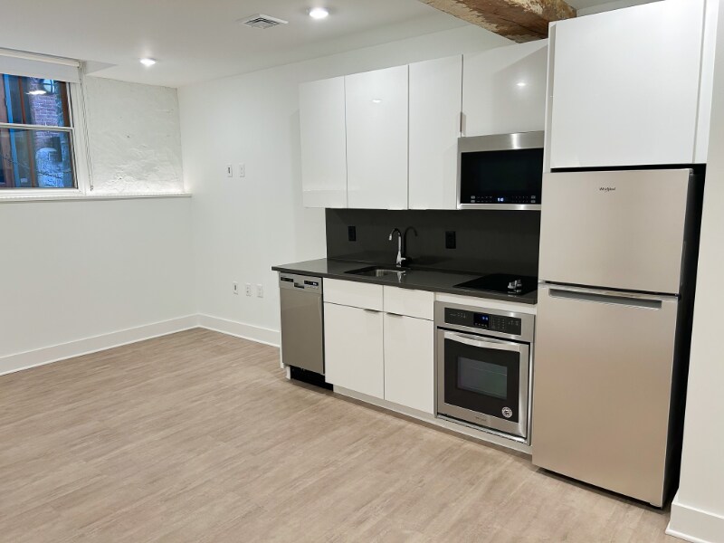 425 N Prince St in Lancaster, PA - Building Photo