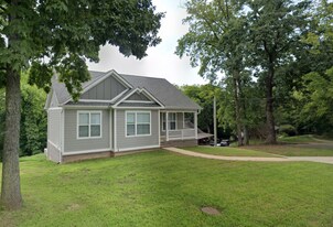 6396 Fairview Rd in Chattanooga, TN - Building Photo