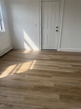 202 Noble Ave, Unit 3 in Bridgeport, CT - Building Photo - Building Photo