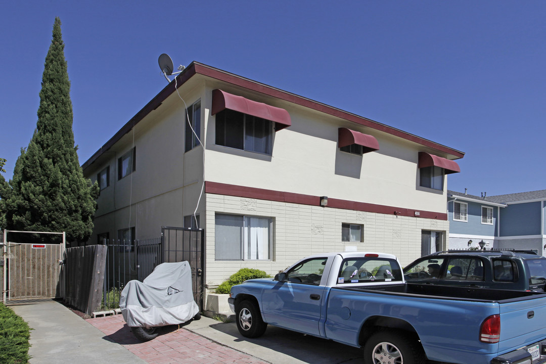 The Mayer Apartments in San Diego, CA - Building Photo