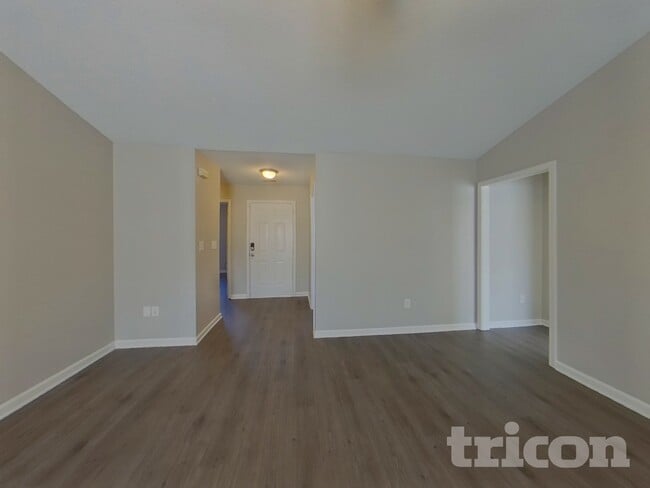 111 Parsons Mill Ln in Columbia, SC - Foto de edificio - Building Photo