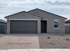 4185 W Yolanda Ln in San Tan Valley, AZ - Building Photo