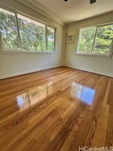 1360 Ala Aolani St in Honolulu, HI - Building Photo - Building Photo