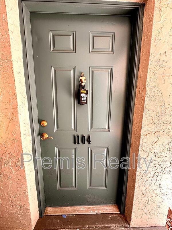 720 Lyndhurst St in Dunedin, FL - Building Photo - Building Photo