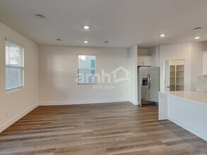 5842 Fly Fisher St in Las Vegas, NV - Building Photo - Building Photo