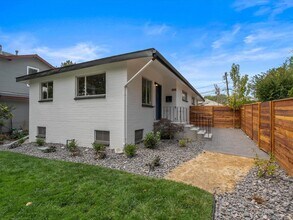 1255 Plumas St in Reno, NV - Building Photo - Building Photo