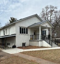 808 Jefferson Ave in Chippewa Falls, WI - Building Photo