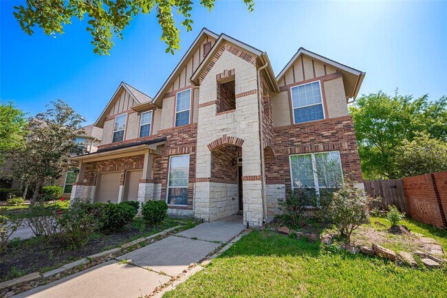 5627 Granite Falls Ln in Missouri City, TX - Foto de edificio - Building Photo