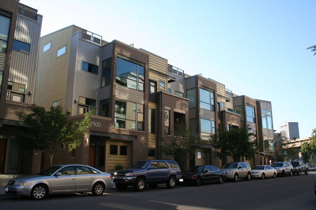 Condominiums in Denver, CO - Building Photo - Building Photo