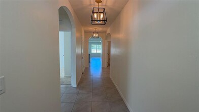 611 Autumn Stream Dr in Auburndale, FL - Building Photo - Building Photo