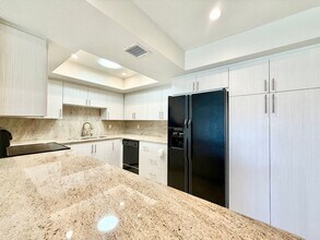 44280 E Sundown Crest Dr in La Quinta, CA - Building Photo - Building Photo