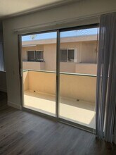 3557 Jasmine Ave, Unit #8 in Los Angeles, CA - Foto de edificio - Building Photo