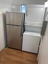 4 W 7th St in Antioch, CA - Building Photo - Building Photo