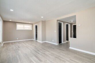 2050 Nike Dr in Waldorf, MD - Building Photo - Building Photo