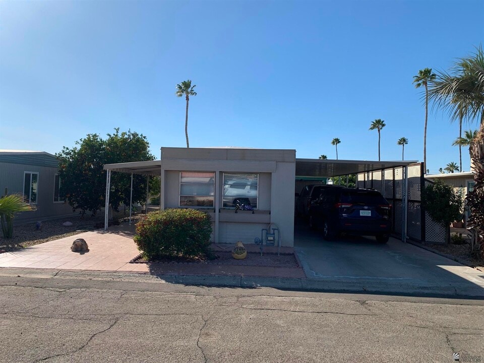 3574 S Rainier Ave in Yuma, AZ - Building Photo