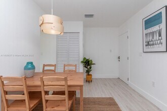 6509 NE 5th Ave in Miami, FL - Building Photo - Building Photo
