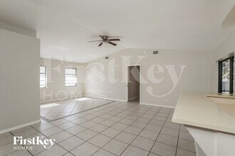 17560 Oriole Rd in Ft. Myers, FL - Building Photo - Building Photo