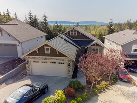 3309 Stonecrop Way in Bellingham, WA - Building Photo