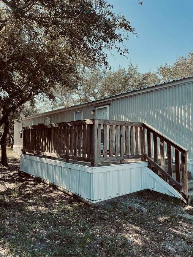 property at 1800 N Live Oak St