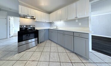 7111 Onyx Dr N in St. Petersburg, FL - Building Photo - Building Photo