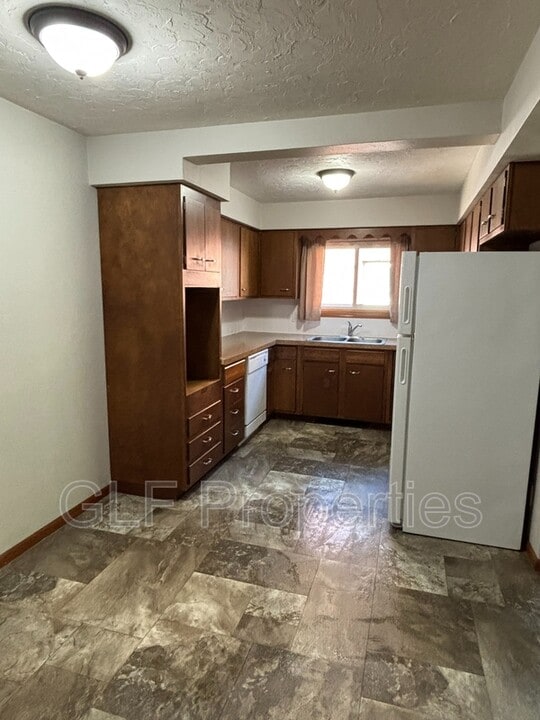 231 N 1st St in Seward, NE - Building Photo
