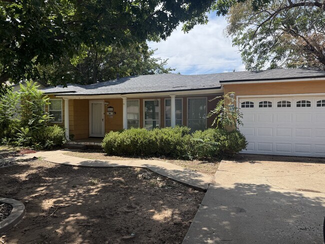 property at 2617 33rd St