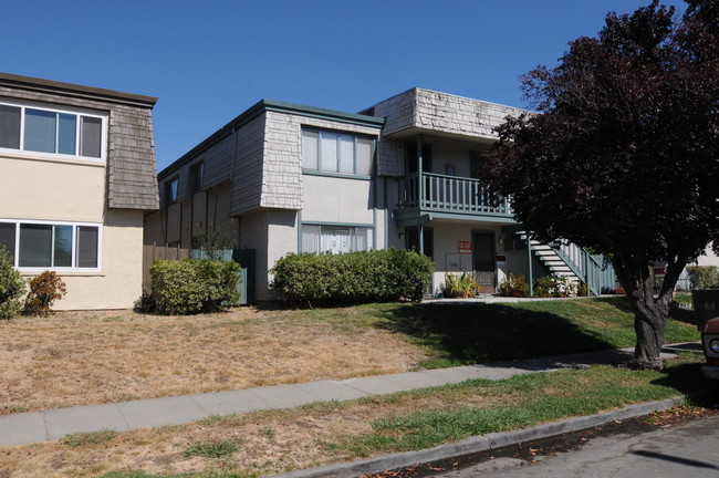 The Old Sierra Village Apartments in San Jose, CA - Building Photo - Building Photo