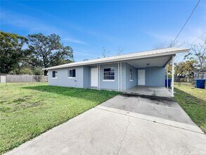 517 3rd Ct SW in Fort Meade, FL - Foto de edificio - Building Photo