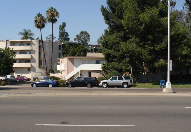 5754 University Ave in San Diego, CA - Building Photo - Building Photo