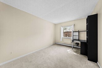 71-02 Sutton Pl, Unit 1 in Queens, NY - Building Photo - Building Photo