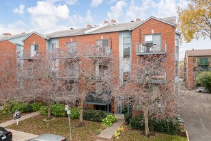 624 36E Av in Montréal, QC - Building Photo