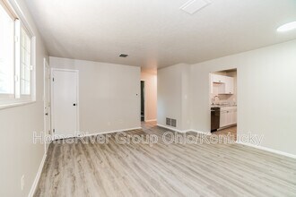 5203 Drivemere Rd in Hilliard, OH - Building Photo - Building Photo