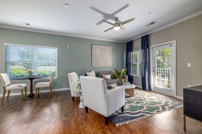 Enclave at Bailes Ridge Apartments in Indian Land, SC - Foto de edificio - Interior Photo