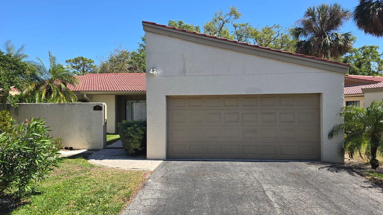 3617 Sun Eagle Ln in Bradenton, FL - Building Photo