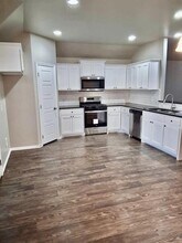 2225 Fallview Dr in Edmond, OK - Building Photo - Building Photo