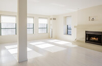 755 Boylston St, Unit 501 in Boston, MA - Building Photo - Building Photo