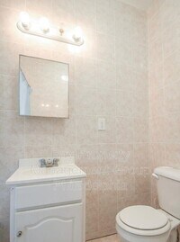 2331 N Park Ave photo'