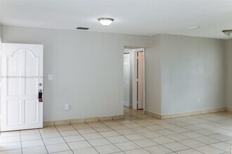 1031 NW 178th Terrace in Miami, FL - Building Photo - Building Photo