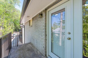 1676 Briarcliff Rd NE in Atlanta, GA - Building Photo