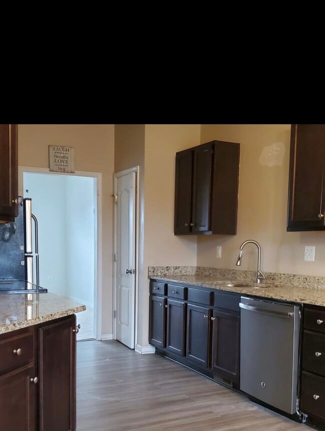 7125 Durrette Rd in Ruther Glen, VA - Building Photo - Building Photo