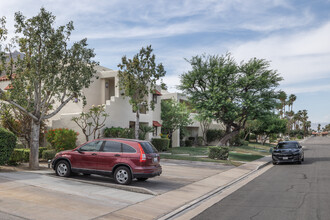 Canyon Granada in Palm Springs, CA - Building Photo - Building Photo