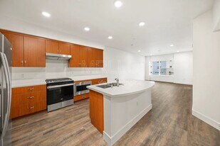 1853 Almaden Rd in San Jose, CA - Building Photo