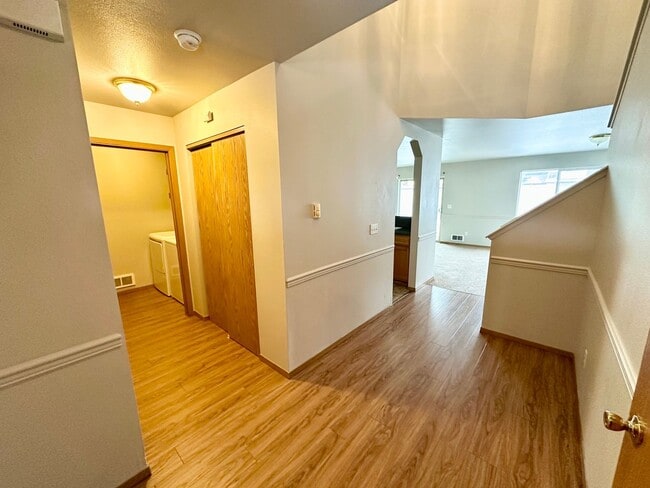 2109 Yellowstone St in Ellensburg, WA - Building Photo - Building Photo