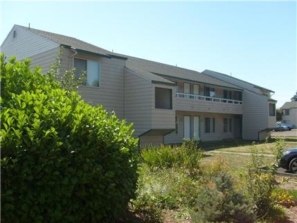 Skylark Apartments in Portland, OR - Building Photo - Building Photo