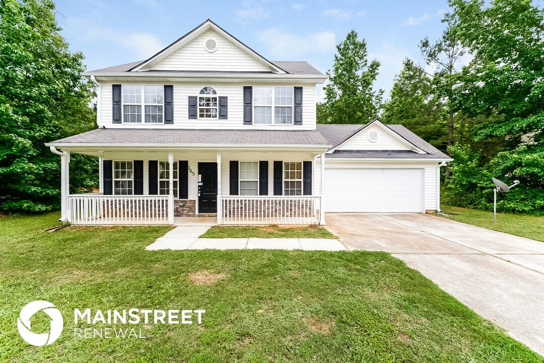145 Tara Way in Covington, GA - Building Photo