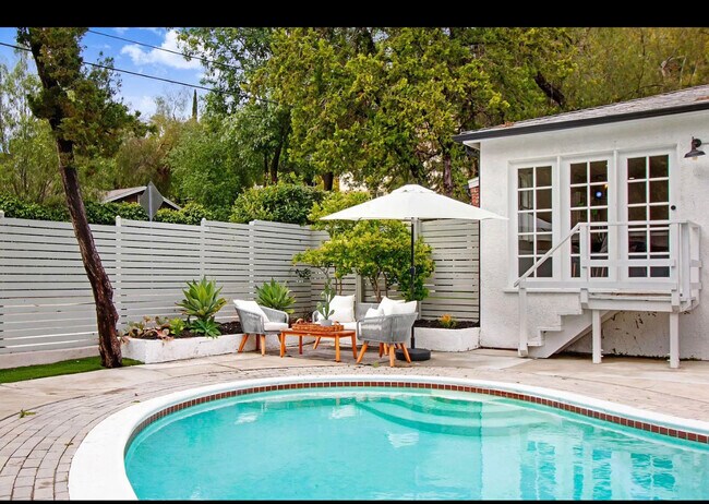 property at 5302 Tendilla Ave