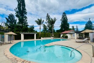 19225 Index St in Porter Ranch, CA - Building Photo