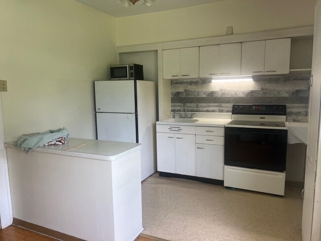 property at W379N5686 N Lake Rd