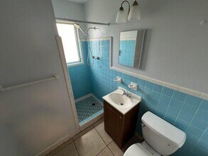 3300 Broadway, #11 in West Palm Beach, FL - Foto de edificio - Building Photo