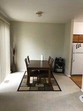 284 Glen Leven Ct in Schaumburg, IL - Building Photo - Building Photo